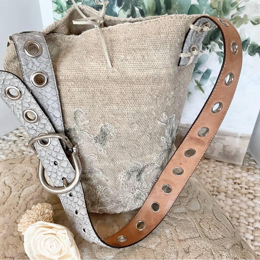 Claudia Akel Handmade Boho Woven/Embroidered/Leather Bucket Bag, EUC - Picture 4 of 9